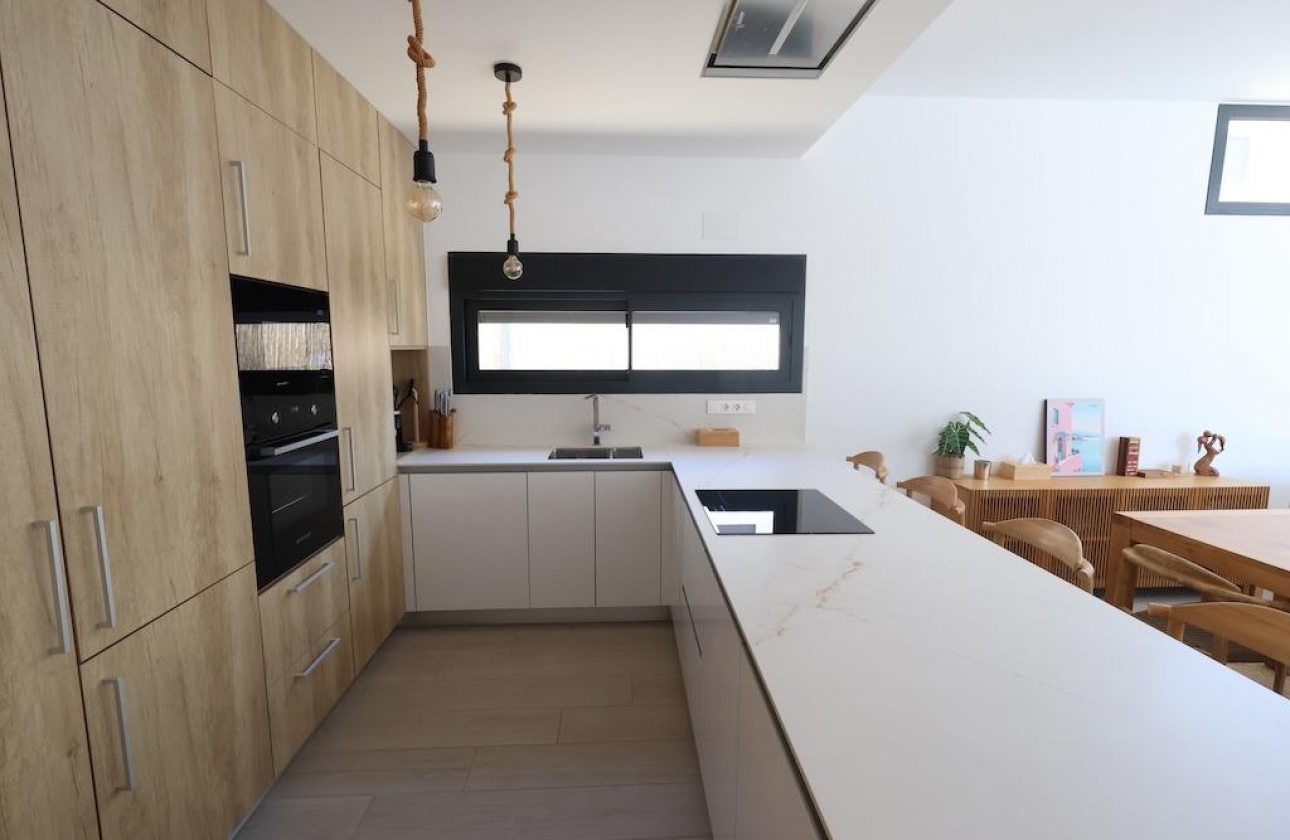 Resale - Villa - Algorfa - Comunidad valenciana