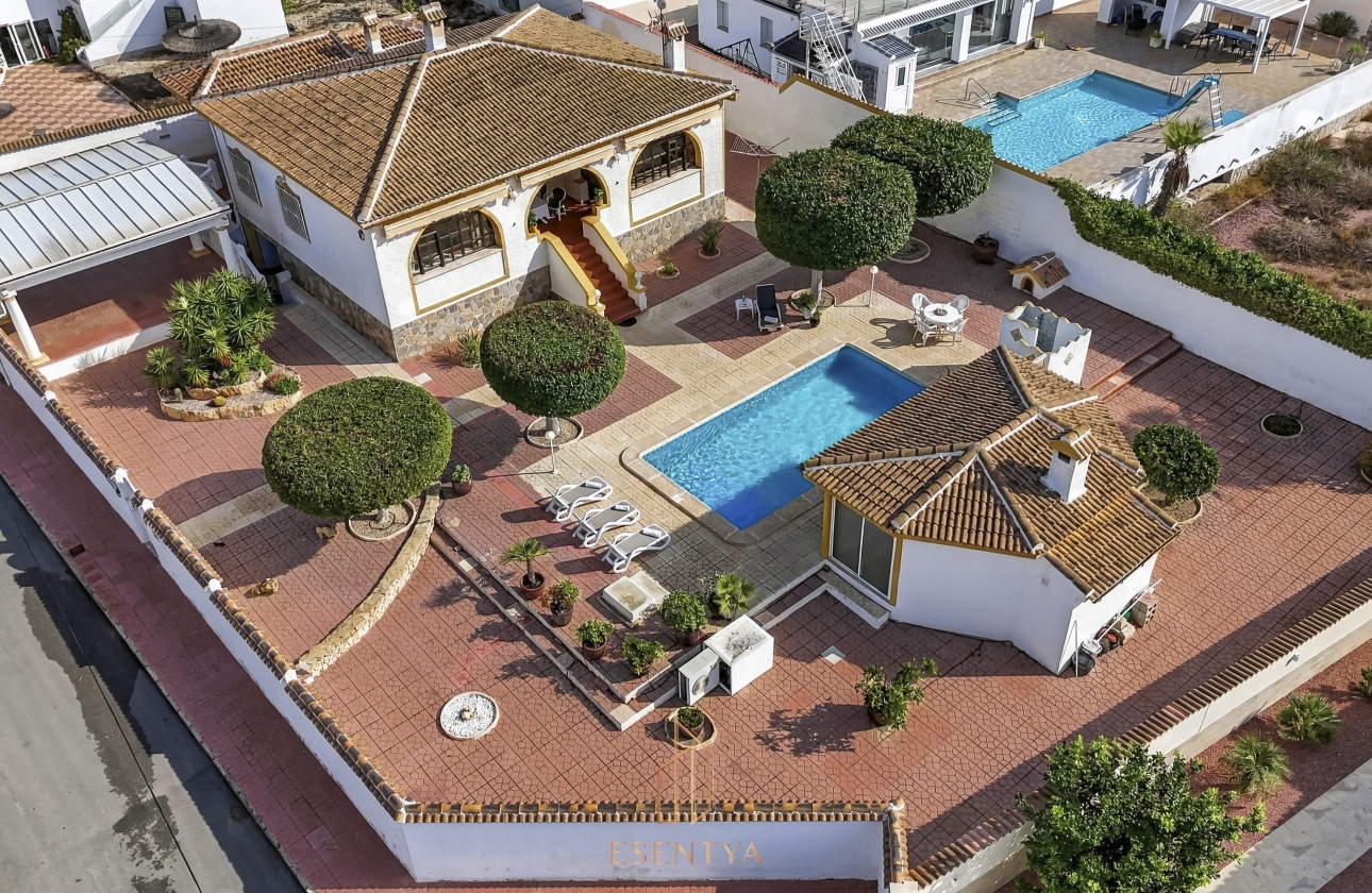Resale - Villa - Ciudad Quesada