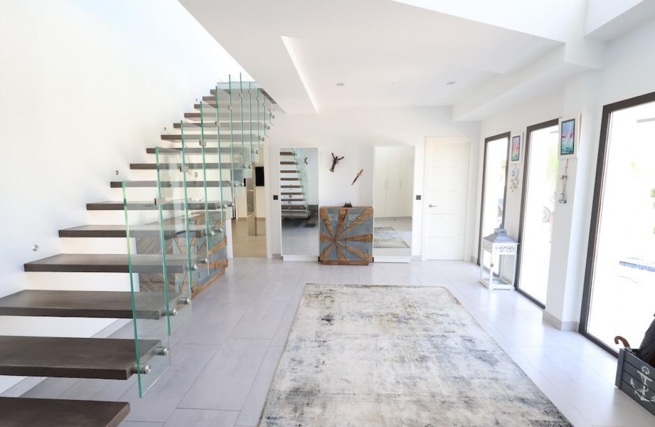 Resale - Villa - Jávea - Monte Olimpo