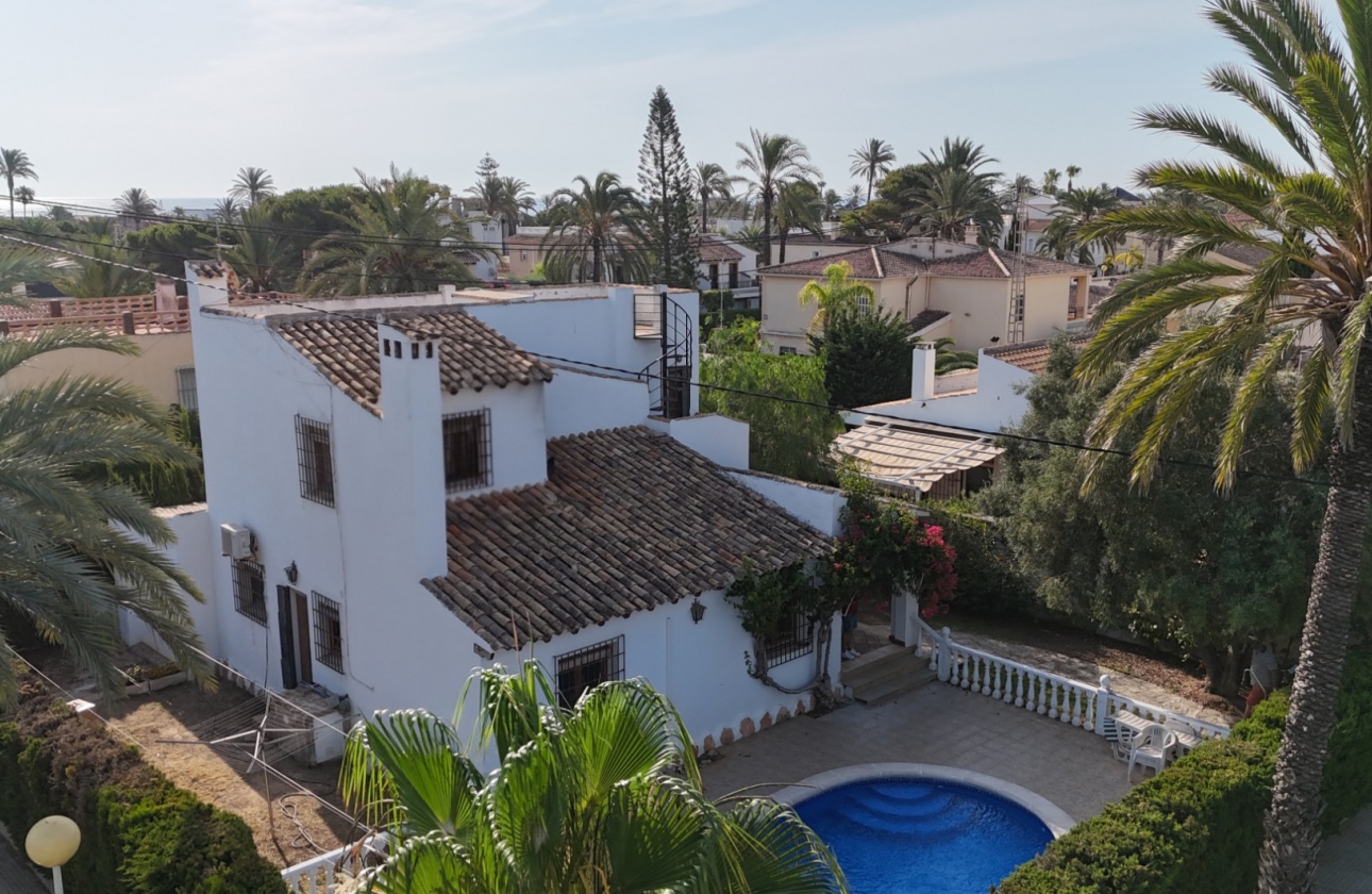 Resale - Villa - Orihuela Costa - Cabo Roig