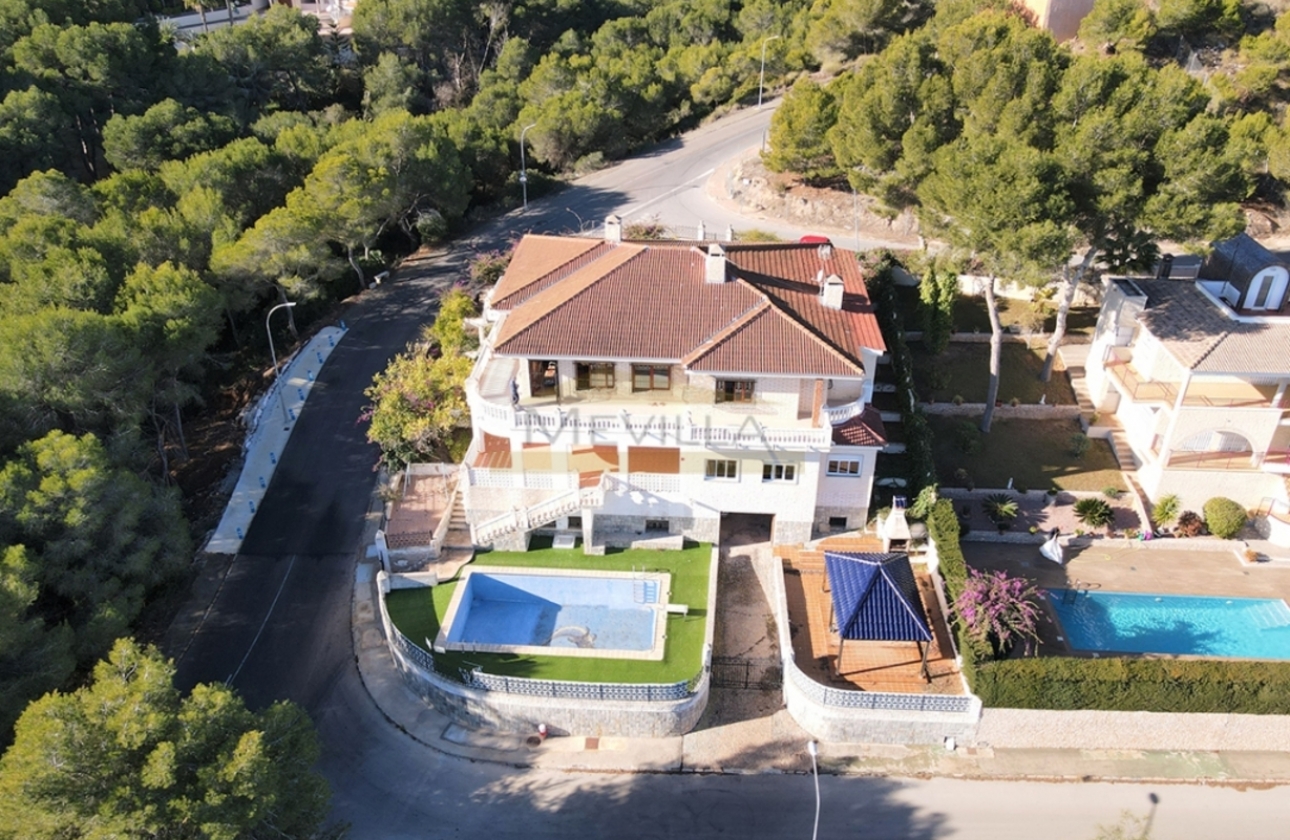 Resale - Villa - Orihuela Costa - Campoamor