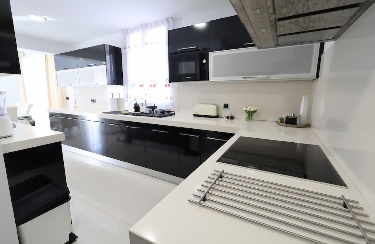 Resale - Villa - Orihuela Costa - Costa blanca