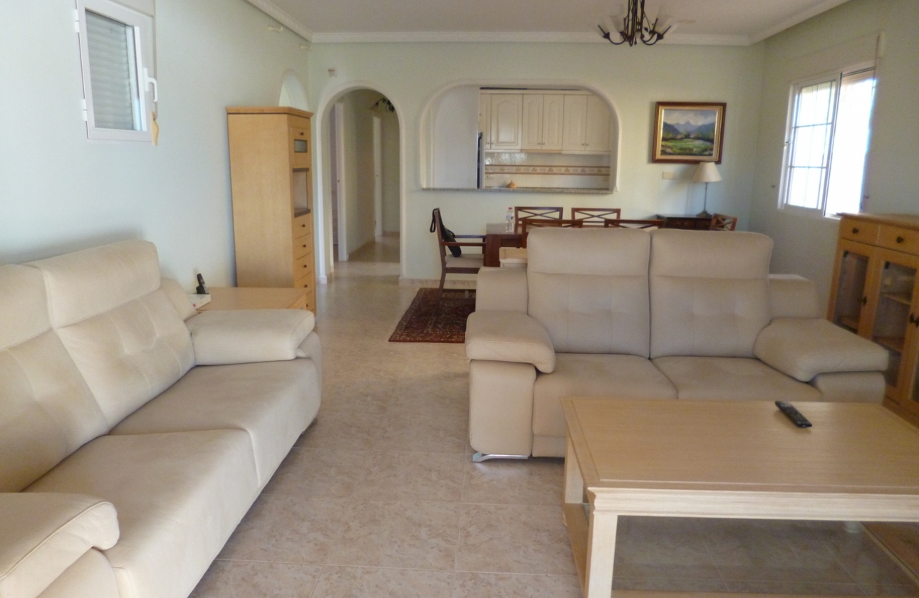 Resale - Villa - Orihuela Costa - La Zenia