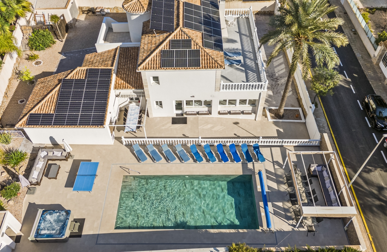 Resale - Villa - Orihuela Costa - La Zenia