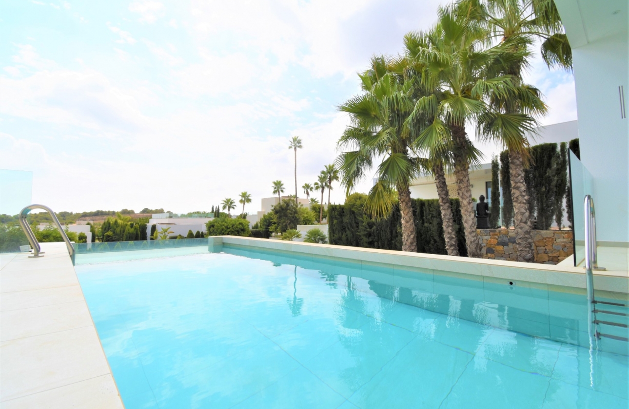 Resale - Villa - Orihuela Costa - Las Colinas Golf Resort