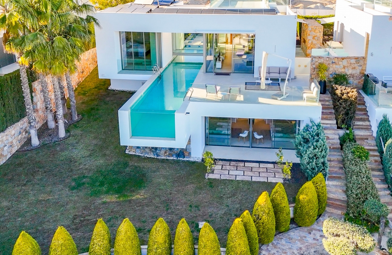 Resale - Villa - Orihuela Costa - Las Colinas Golf