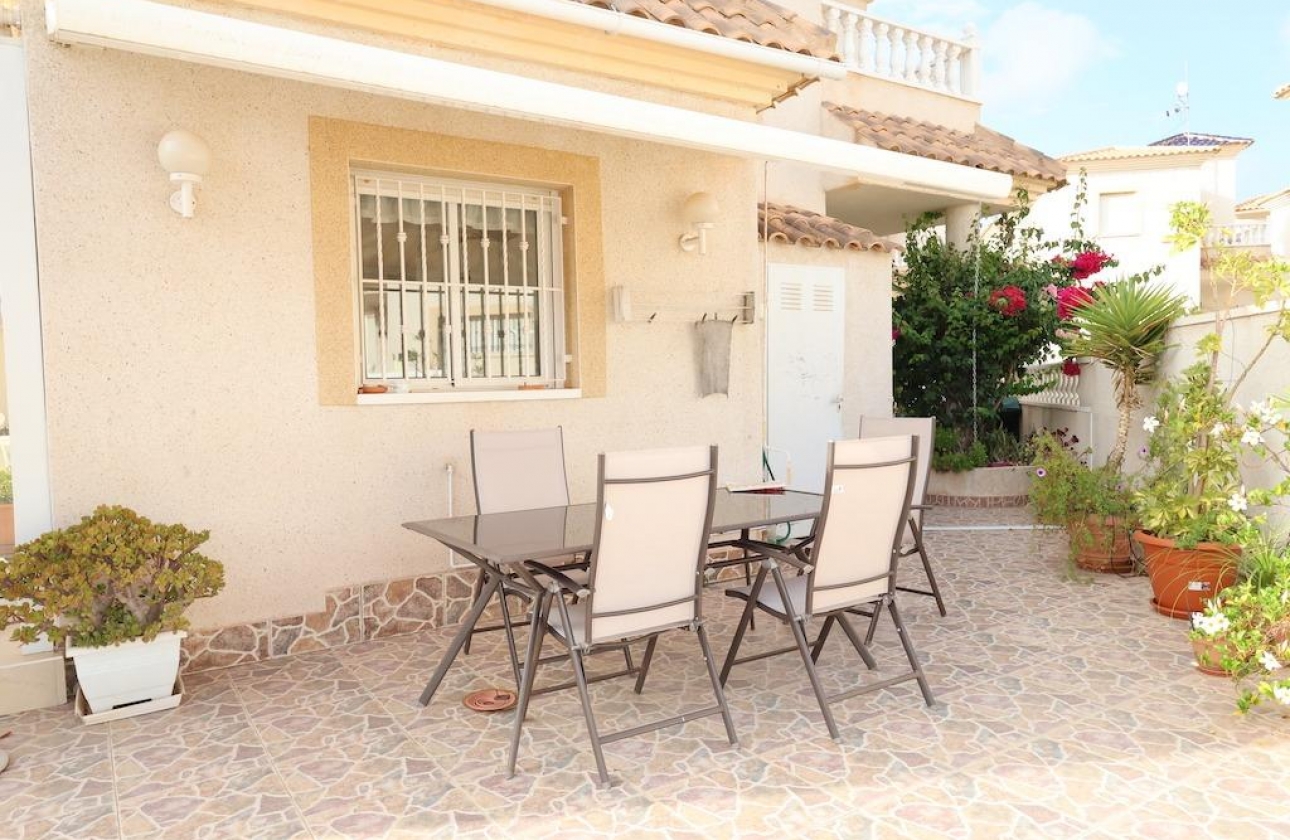 Resale - Villa - Orihuela Costa - Playa Flamenca