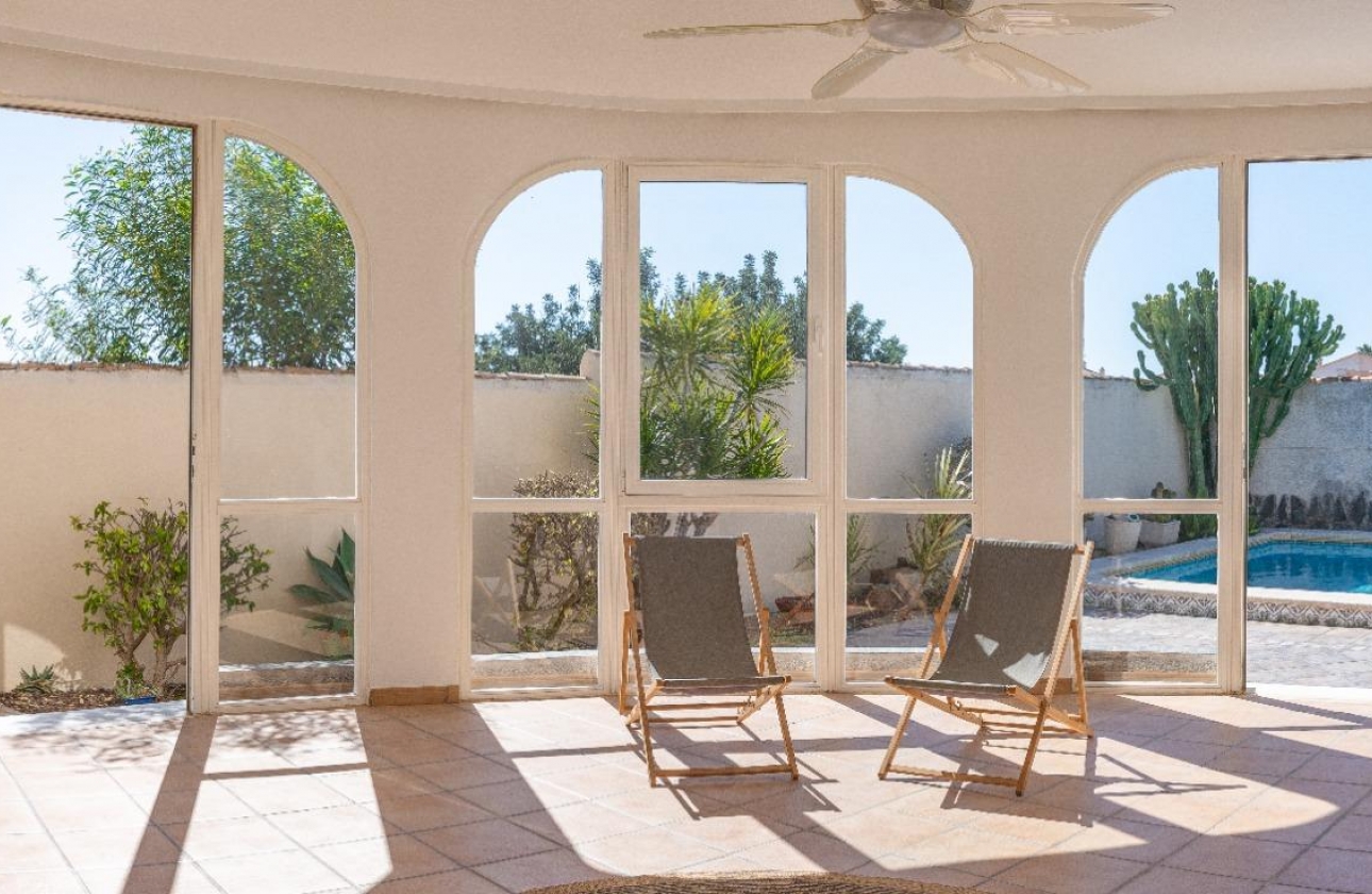 Resale - Villa - Orihuela Costa - Playa Flamenca