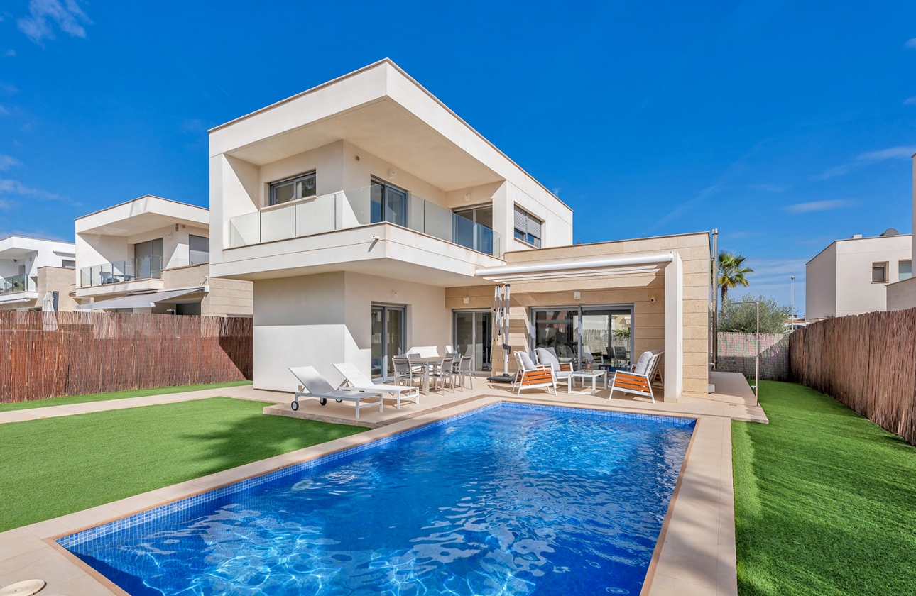 Resale - Villa - Orihuela - Vistabella Golf