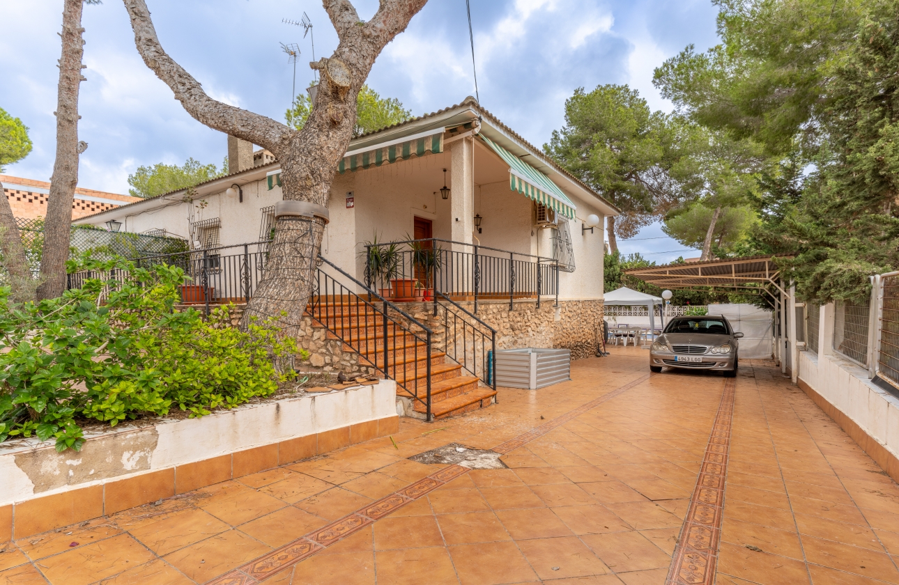 Resale - Villa - Pilar de la Horadada - Pinar de Campoverde