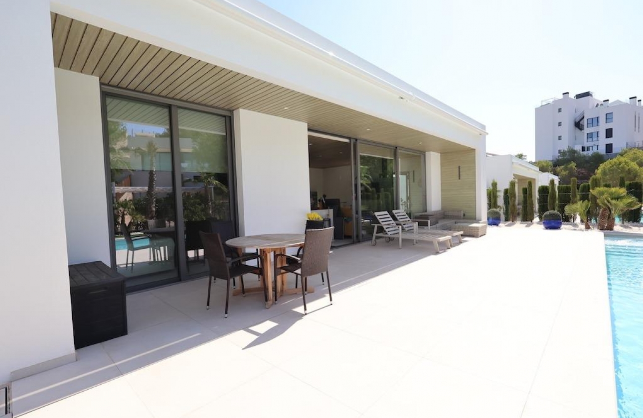 Resale - Villa - San Miguel de Salinas - Las colinas golf and country club