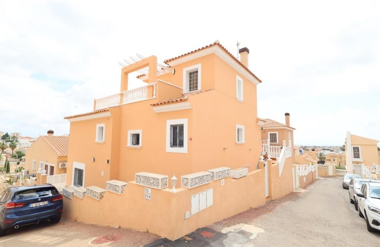 Resale - Villa - San Miguel de Salinas - Las Filipinas