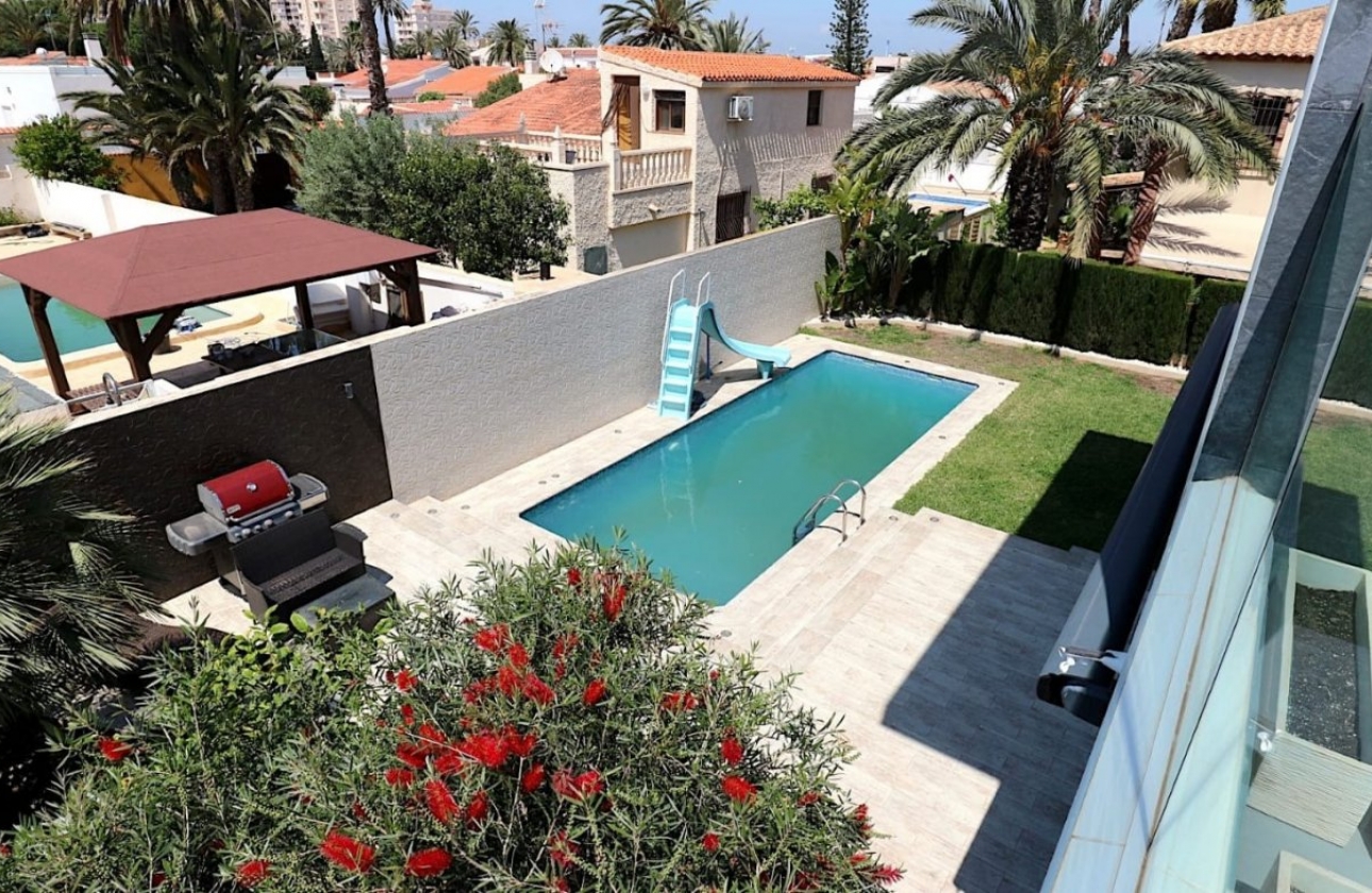 Resale - Villa - Torrevieja - Los Angeles