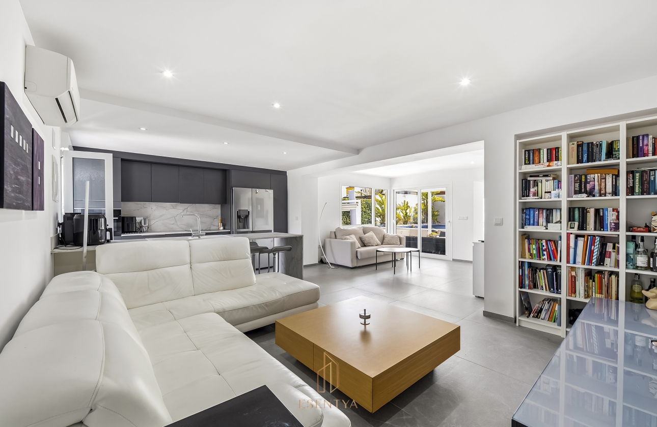 Resale - Villa - Torrevieja - Los Balcones