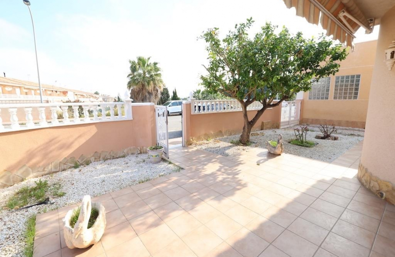 Resale - Villa - Torrevieja - Los Balcones