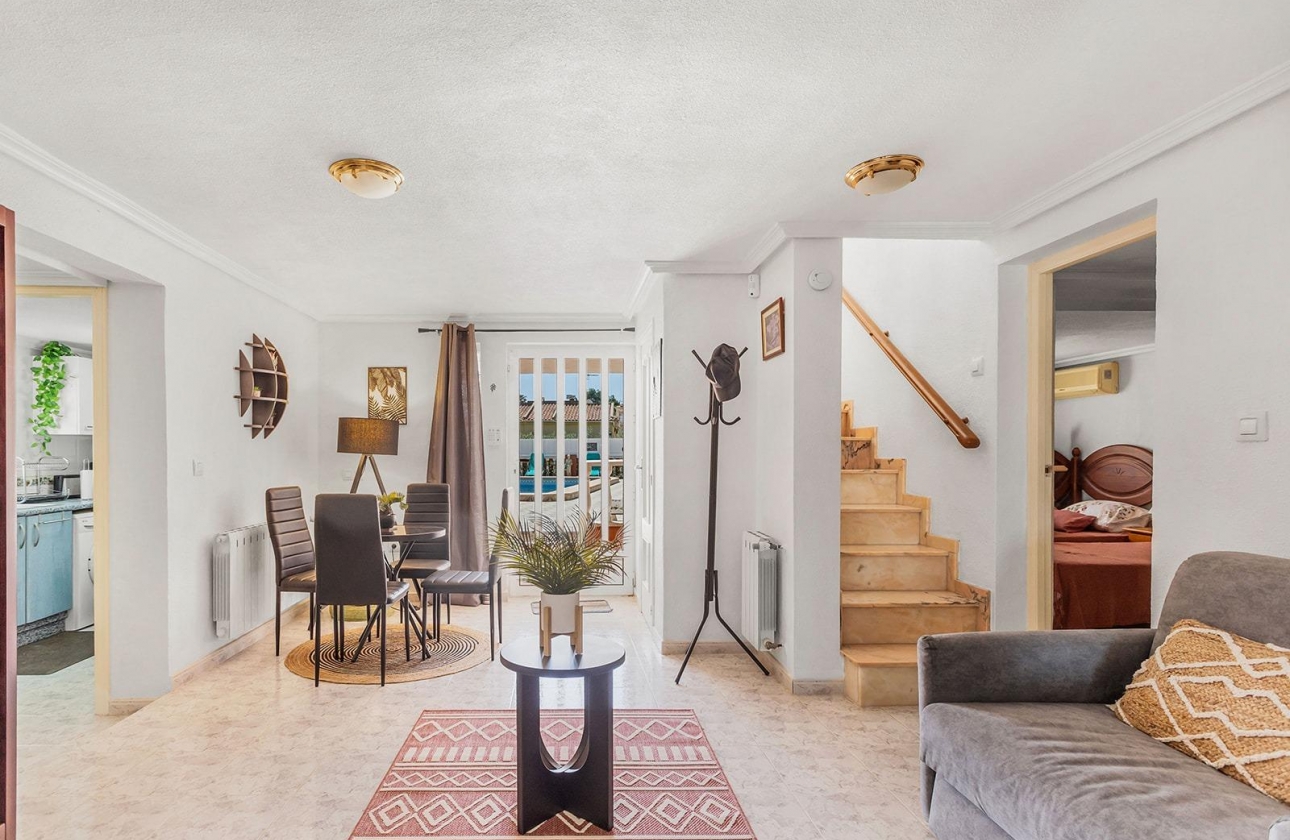 Resale - Villa - Torrevieja - Los Balcones