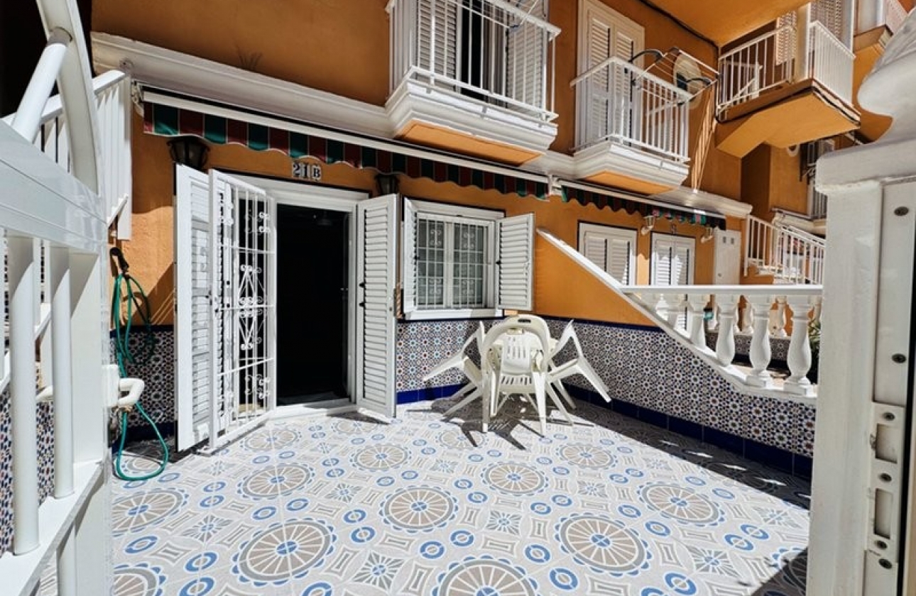 Reventa - Adosado - Torrevieja - Puerto Romano