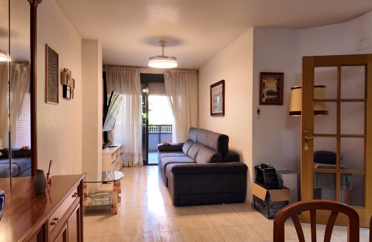 Reventa - Apartment - Alicante - Altozano
