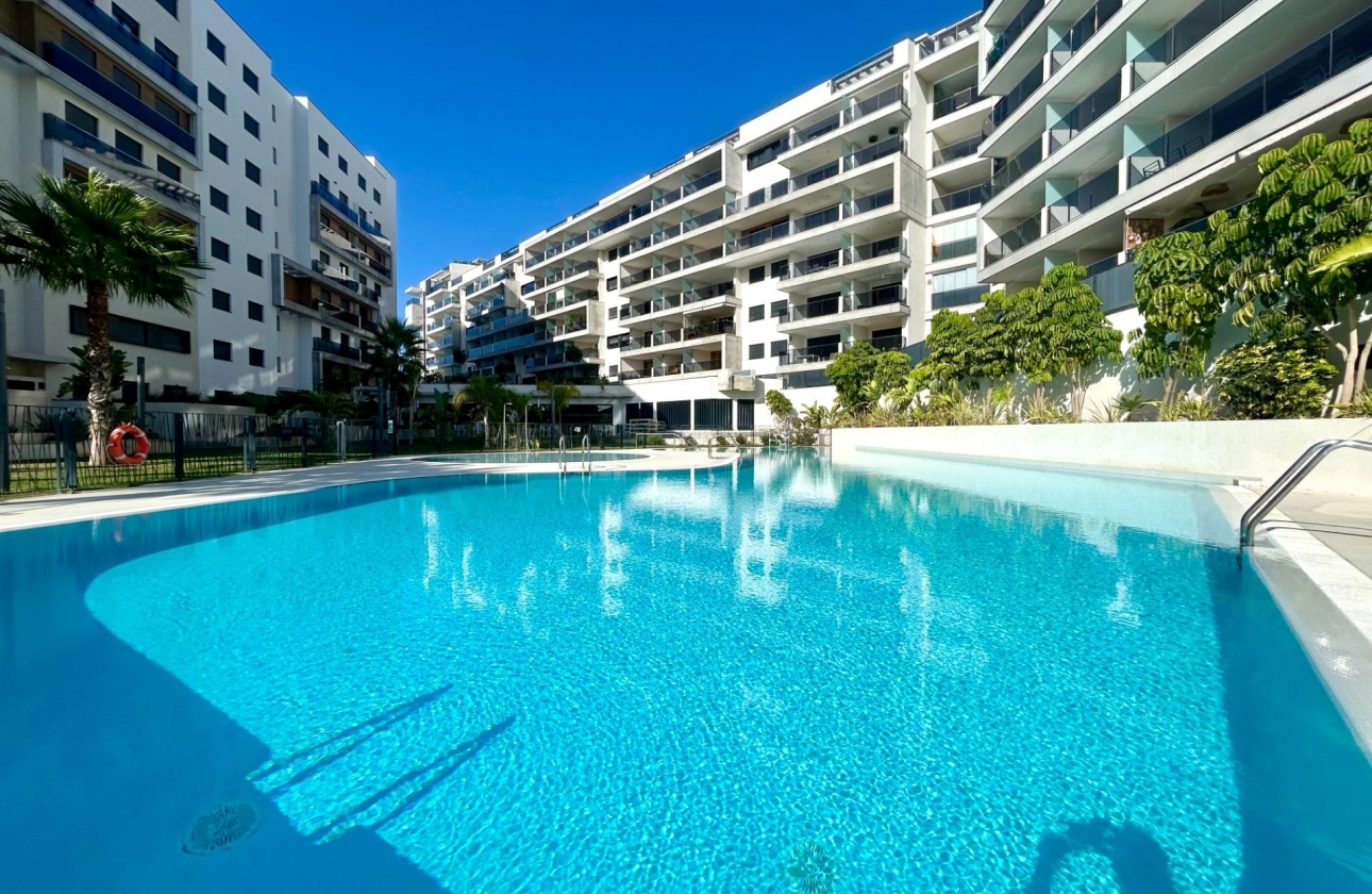 Reventa - Apartment - Orihuela Costa - Campoamor