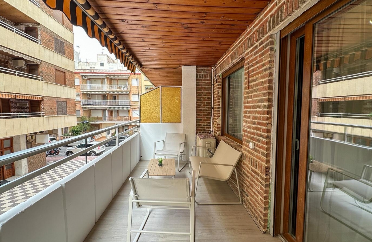 Reventa - Apartment - Torrevieja - El Acequión - Los Náufragos