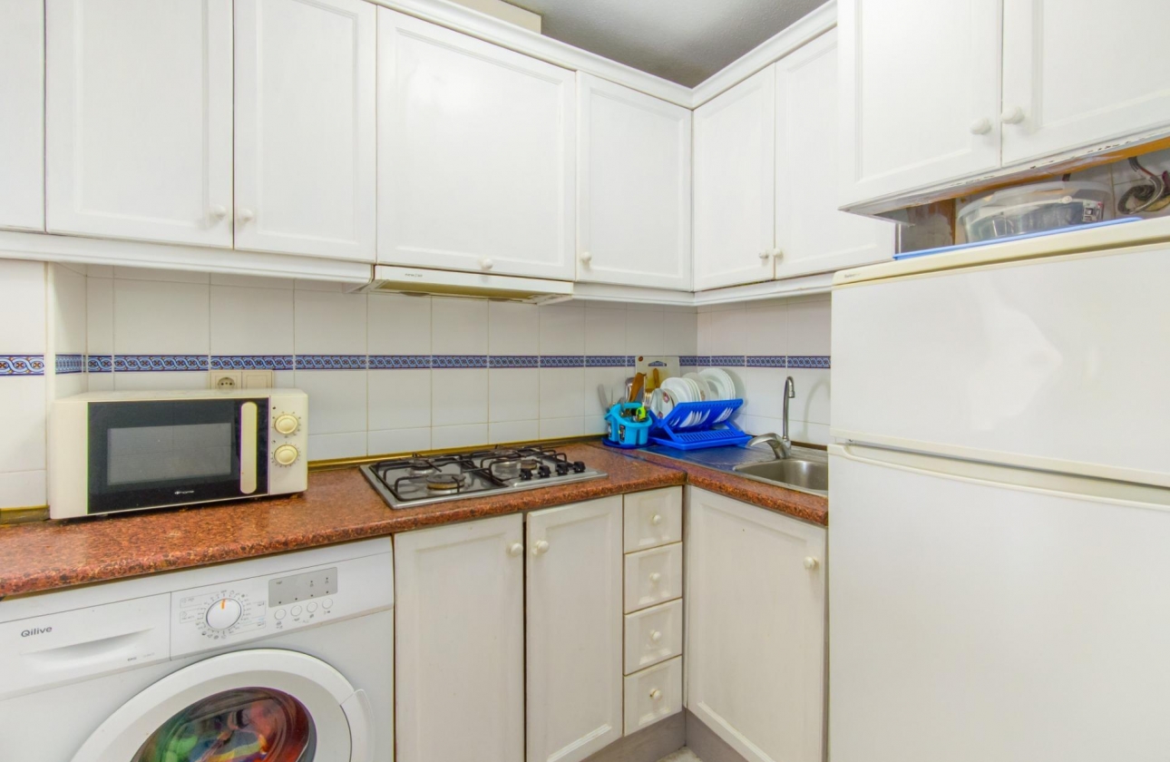 Reventa - Apartment - Torrevieja - Estacion de autobuses