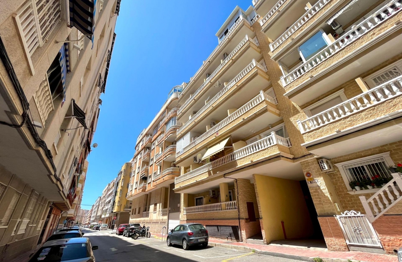 Reventa - Apartment - Torrevieja - Playa de los Locos