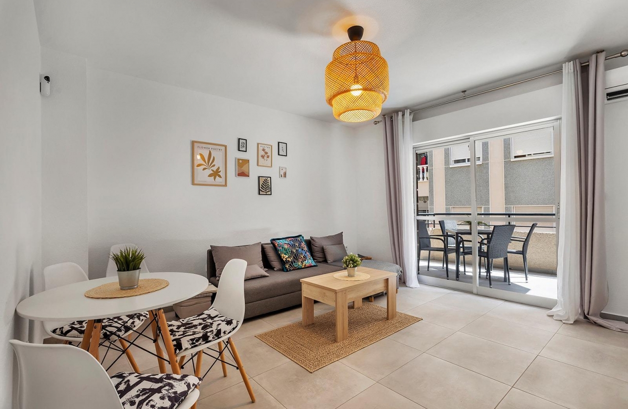 Reventa - Apartment - Torrevieja - Playa de los Locos