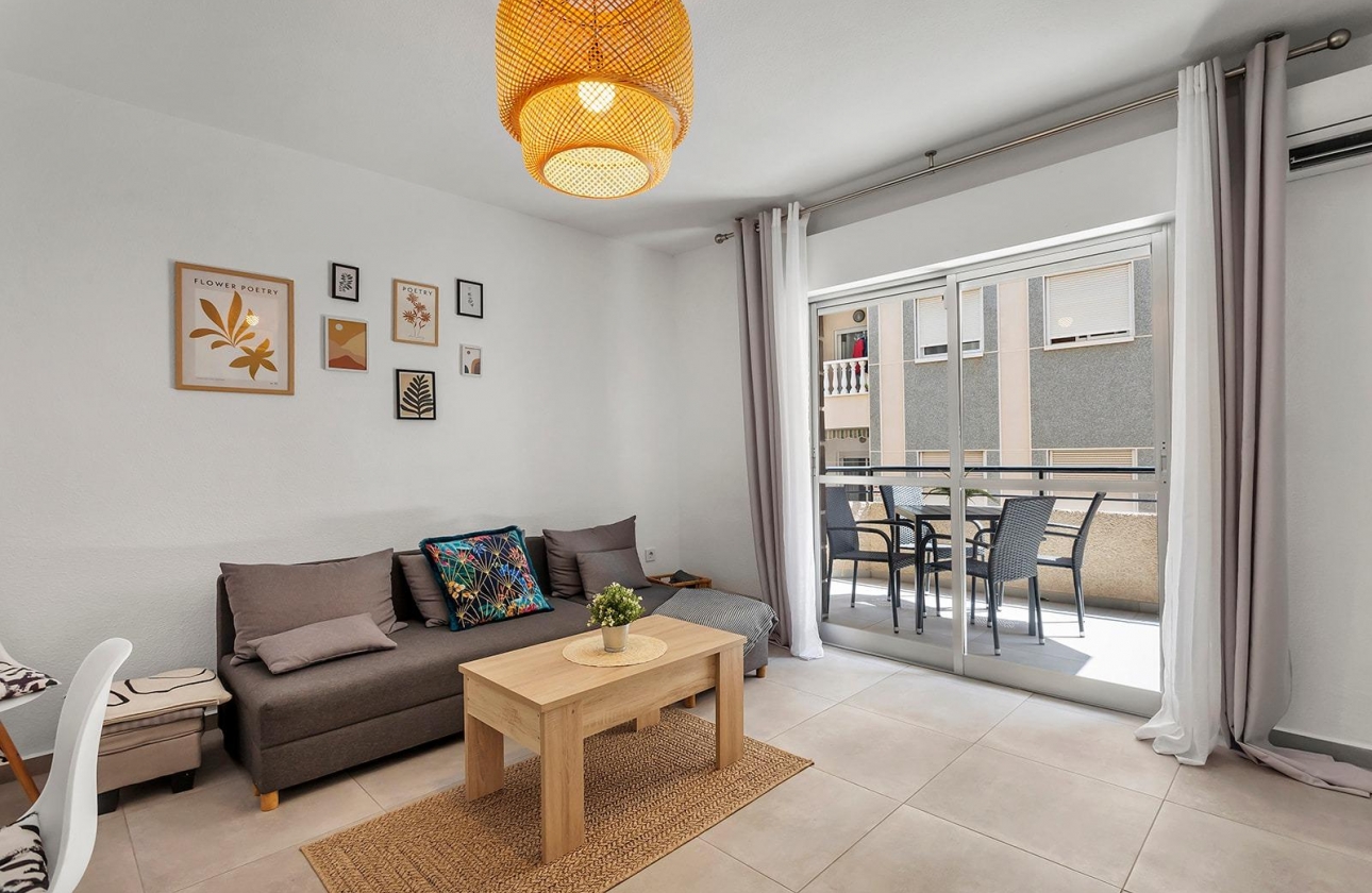 Reventa - Apartment - Torrevieja - Playa de los Locos