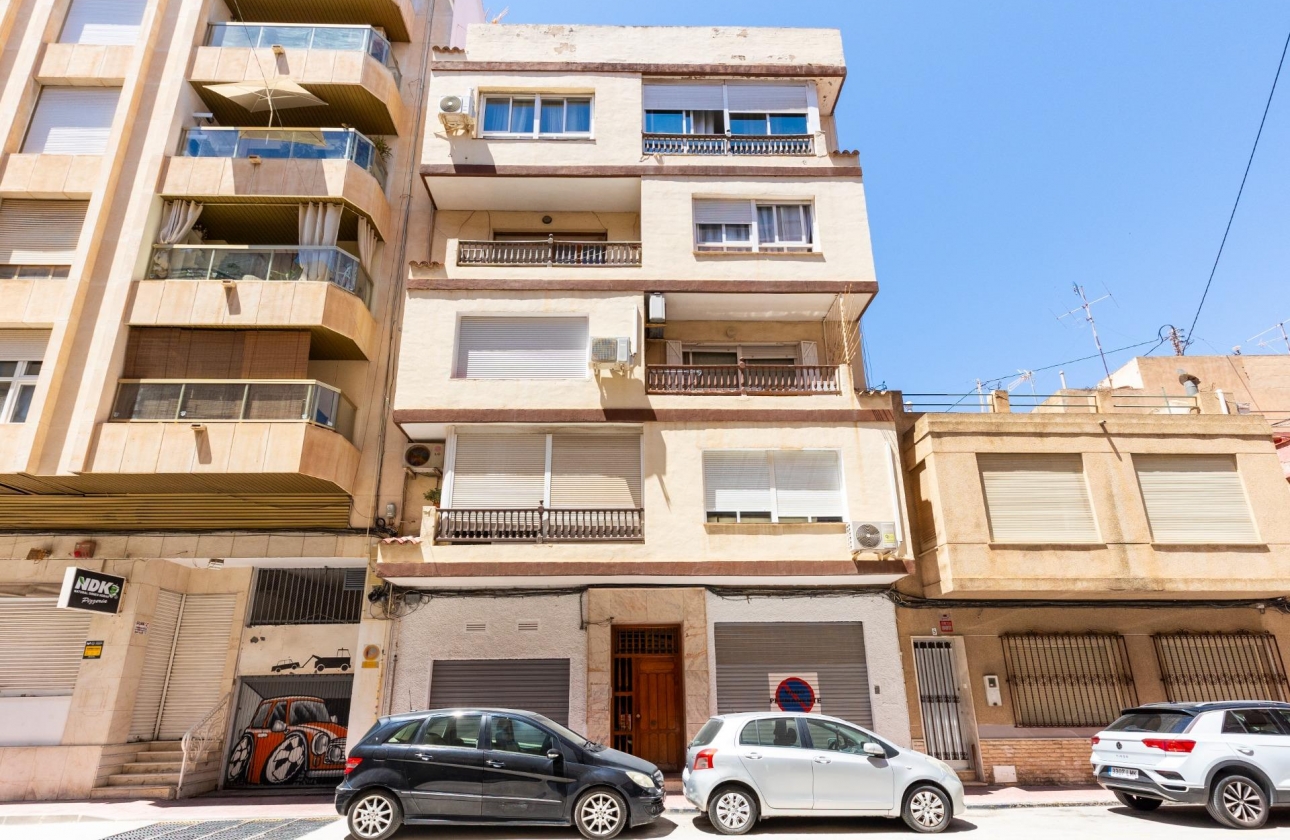 Reventa - Apartment - Torrevieja - Puerto Deportivo