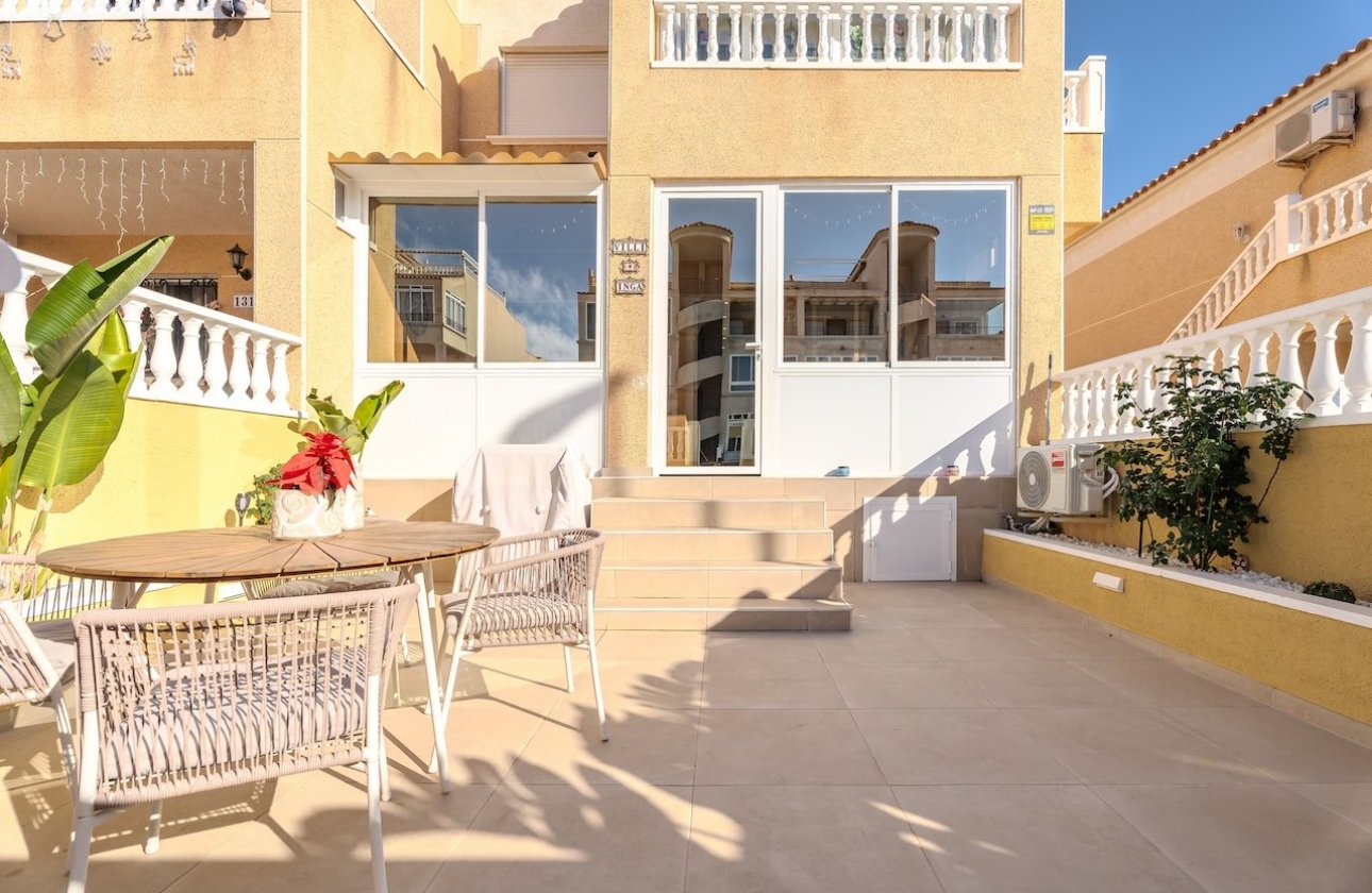 Reventa - Bajo - Torrevieja - Calle Abdelacies 129
