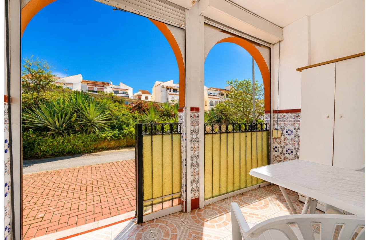 Reventa - Bungalow - Torrevieja - Playa De Los Naufragos