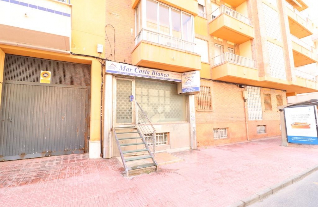 Reventa - Commercial Unit - Torrevieja - Playa del Cura