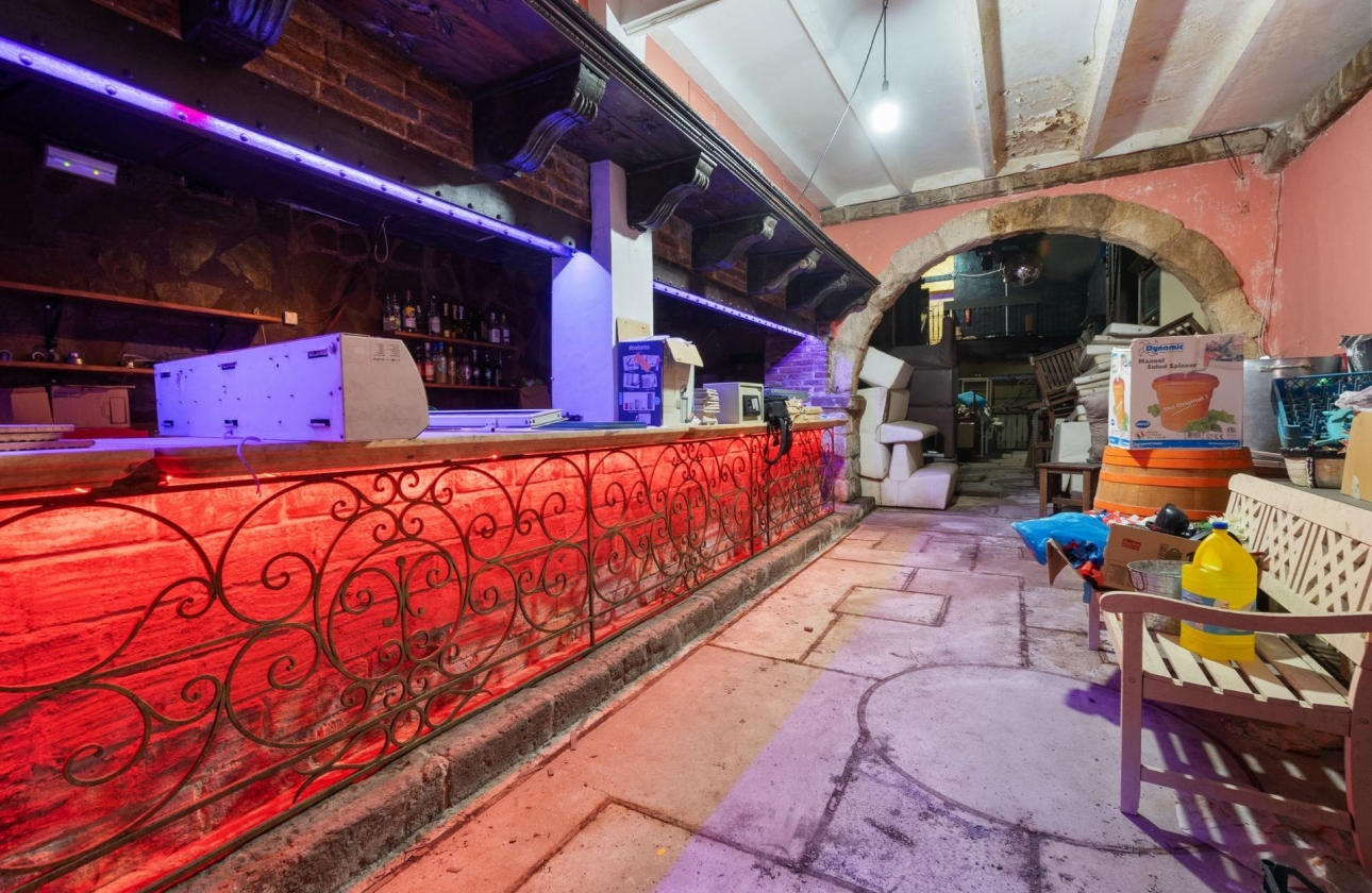 Reventa - Commercial Unit - Torrevieja - Playa del Cura