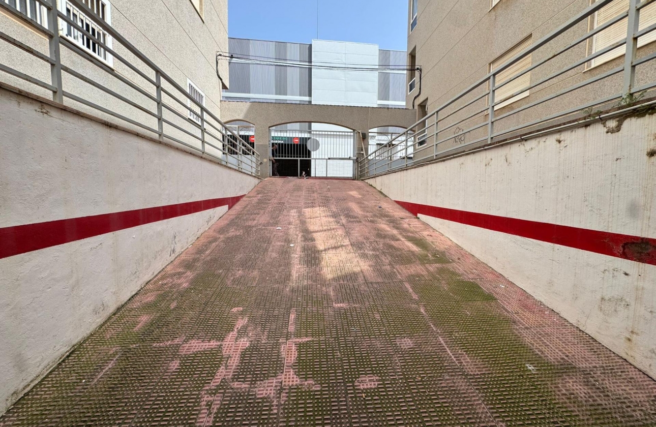 Reventa - Garaje - Torrevieja - Playa del Cura