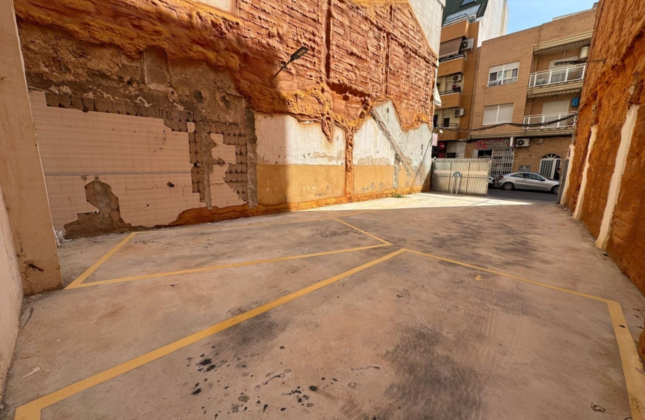 Reventa - Parcela / Terreno - Torrevieja