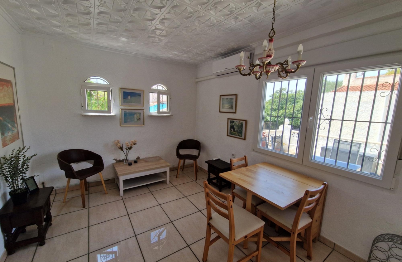 Reventa - Villa - Guardamar del Segura - Pinomar