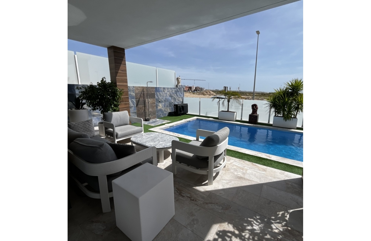 Reventa - Villa / House - Orihuela - Entre Naranjos Vistabella Golf