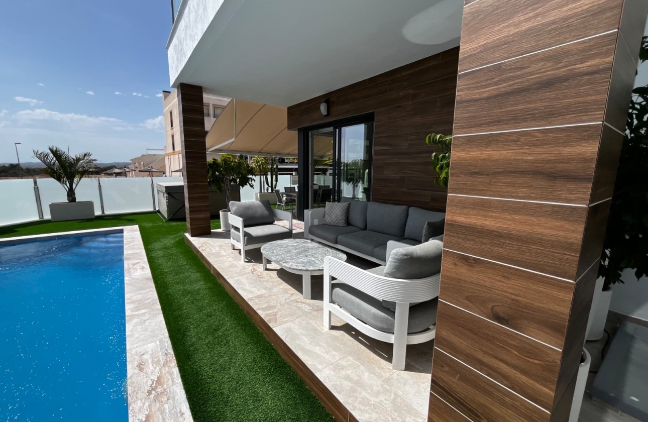 Reventa - Villa / House - Orihuela - Entre Naranjos Vistabella Golf