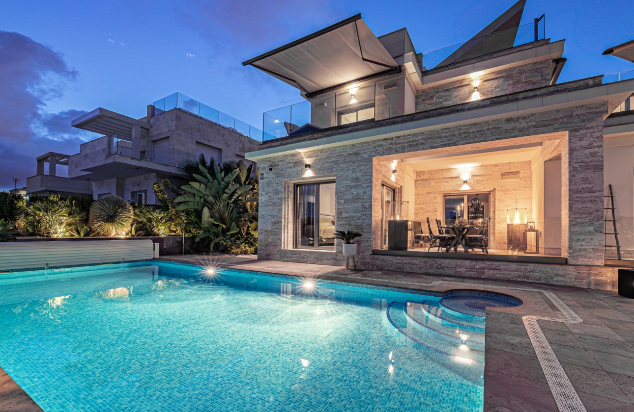 Reventa - Villa - La Zenia - Beachside