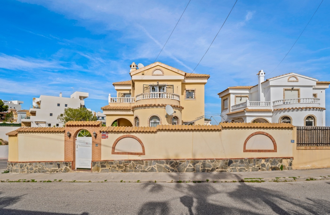 Reventa - Villa - Orihuela Costa - Castillo de Don Juan