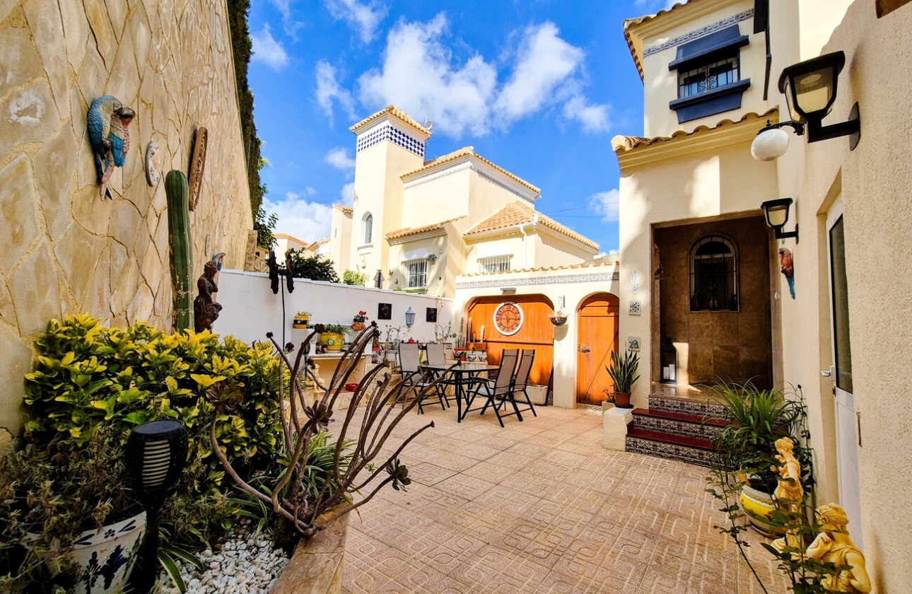 Reventa - Villa - Orihuela Costa - Costa Blanca