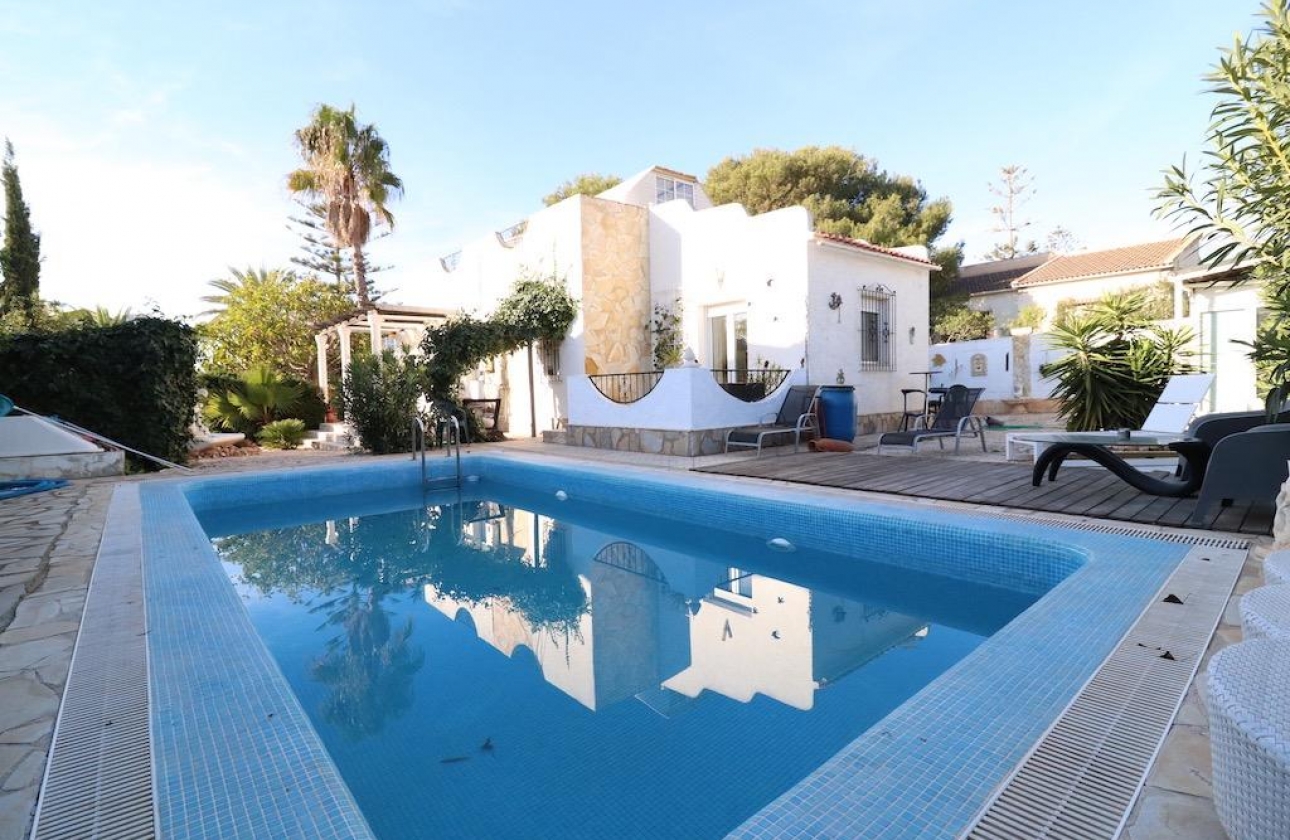 Reventa - Villa - Orihuela Costa - La Zenia