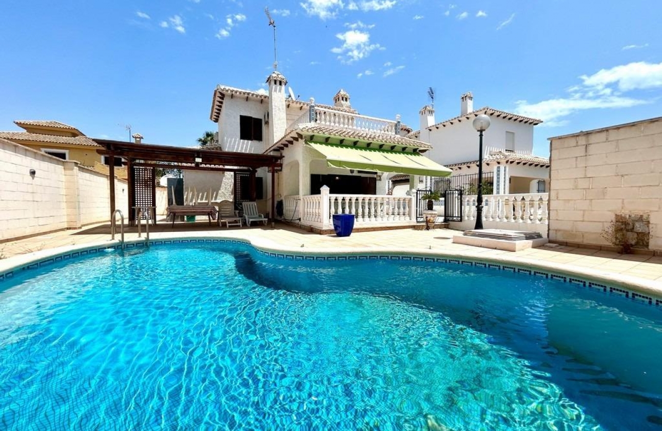 Reventa - Villa - Orihuela Costa - La Zenia
