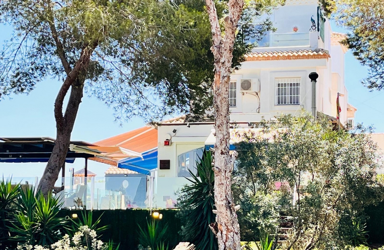 Reventa - Villa - Orihuela Costa - Lomas de Cabo Roig-Los Dolses