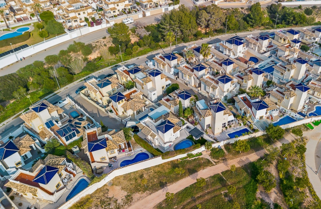 Reventa - Villa - Orihuela Costa - Playa Flamenca