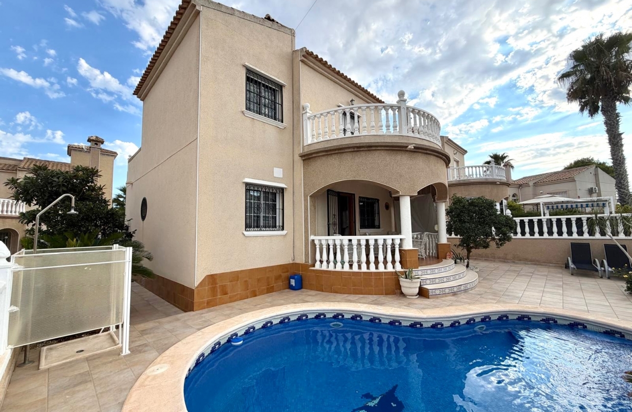 Reventa - Villa - Orihuela Costa - Villamartín