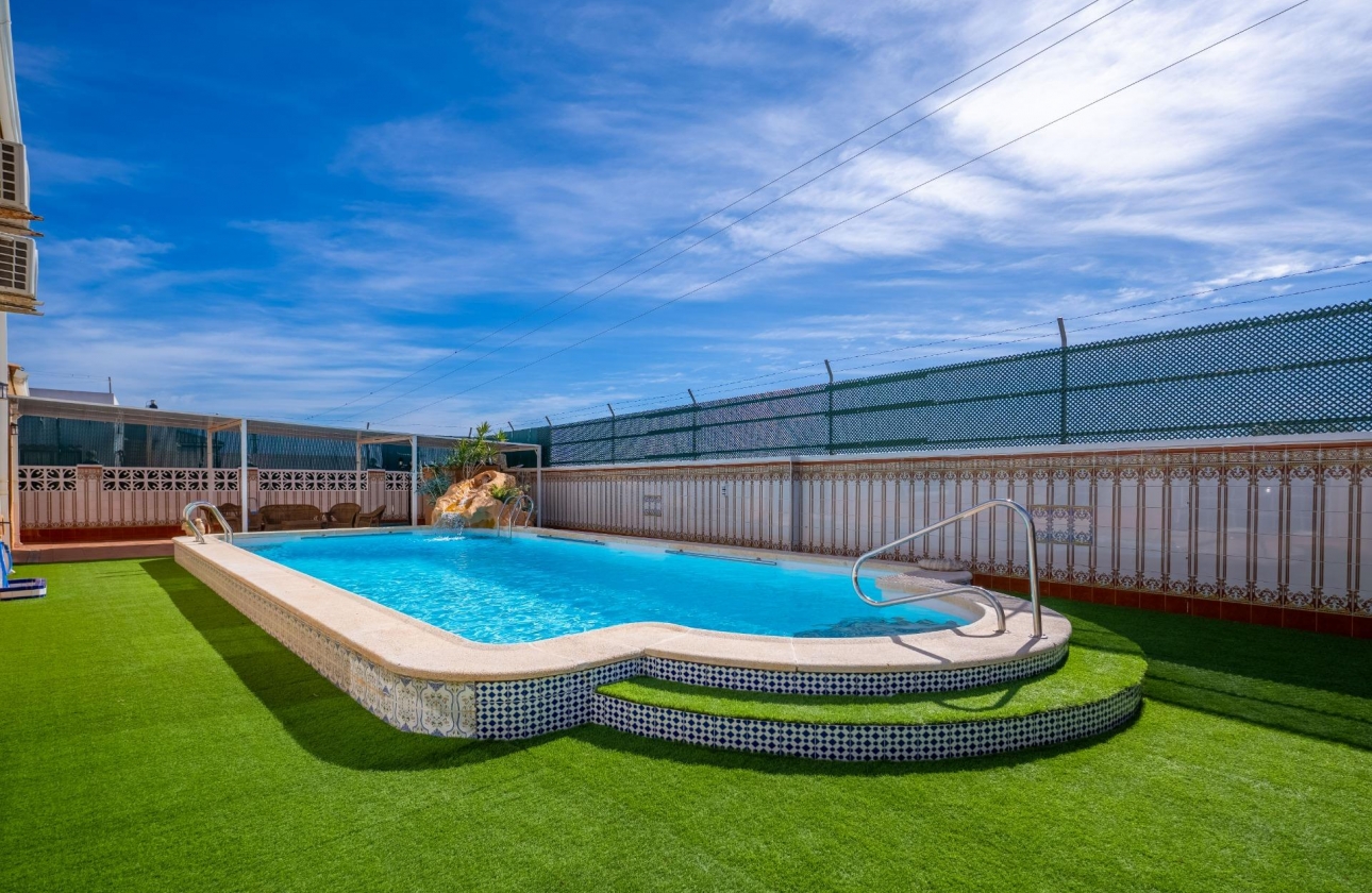 Reventa - Villa - Torrevieja - El Chaparral
