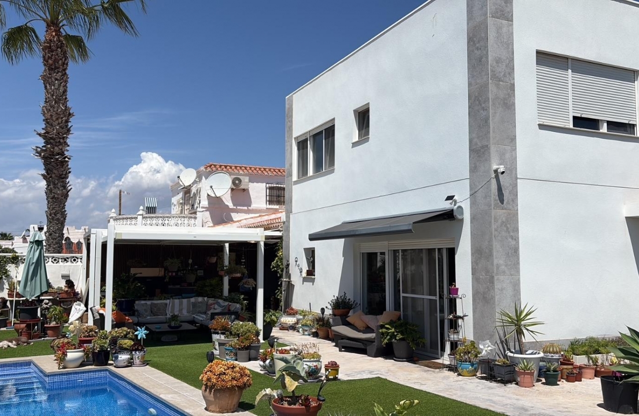 Reventa - Villa - Torrevieja - La Siesta - El Salado -  Torreta