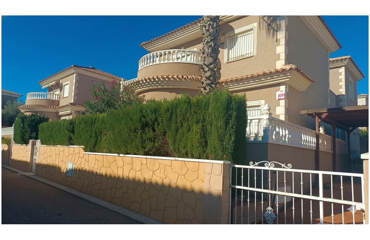 Reventa - Villa - Torrevieja - Los Altos