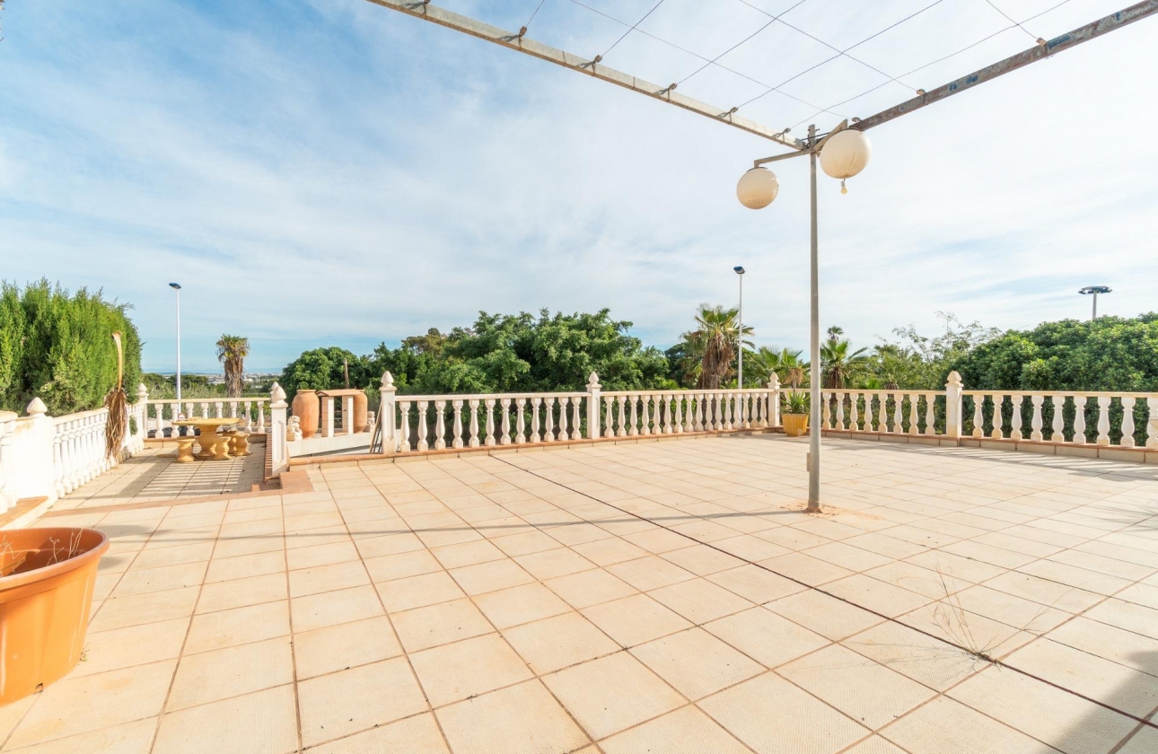 Reventa - Villa - Torrevieja - Los Altos